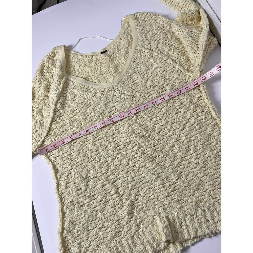 Free People Songbird Butter Yellow Knit Cotton V-Neck Sweater Small Boho - Picture 6 of 9